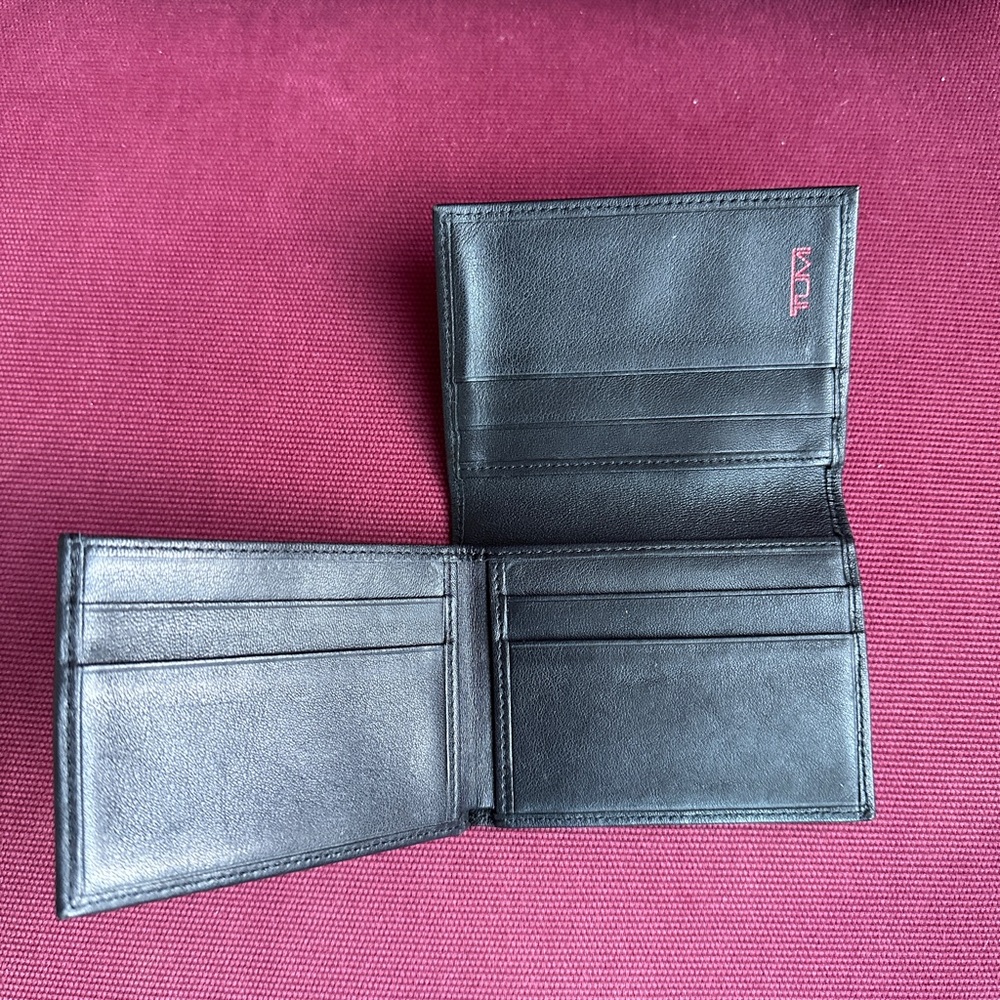 Tumi wallet, black leather